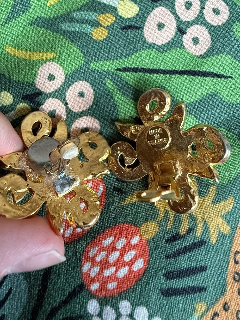 80s French Brushed Gold Bold Vintage Starburst Sun Faux Pearl Clip Earrings
